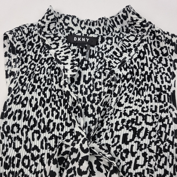 DKNY pleated snow lepord print ruffle neck tie sleeveless top - Picture 4 of 7